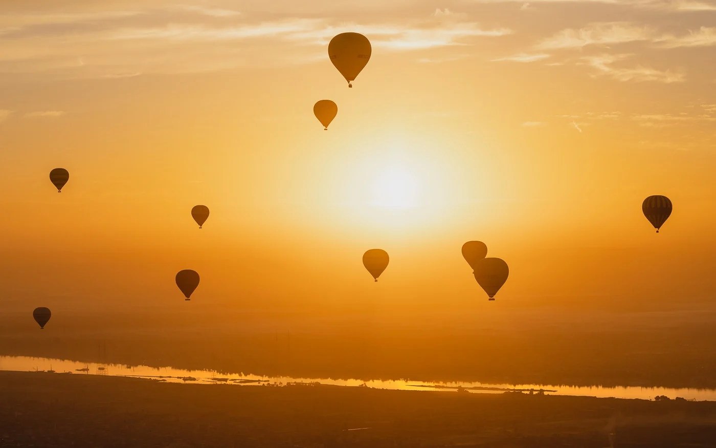 hot-air-ballooning-in-luxor-1